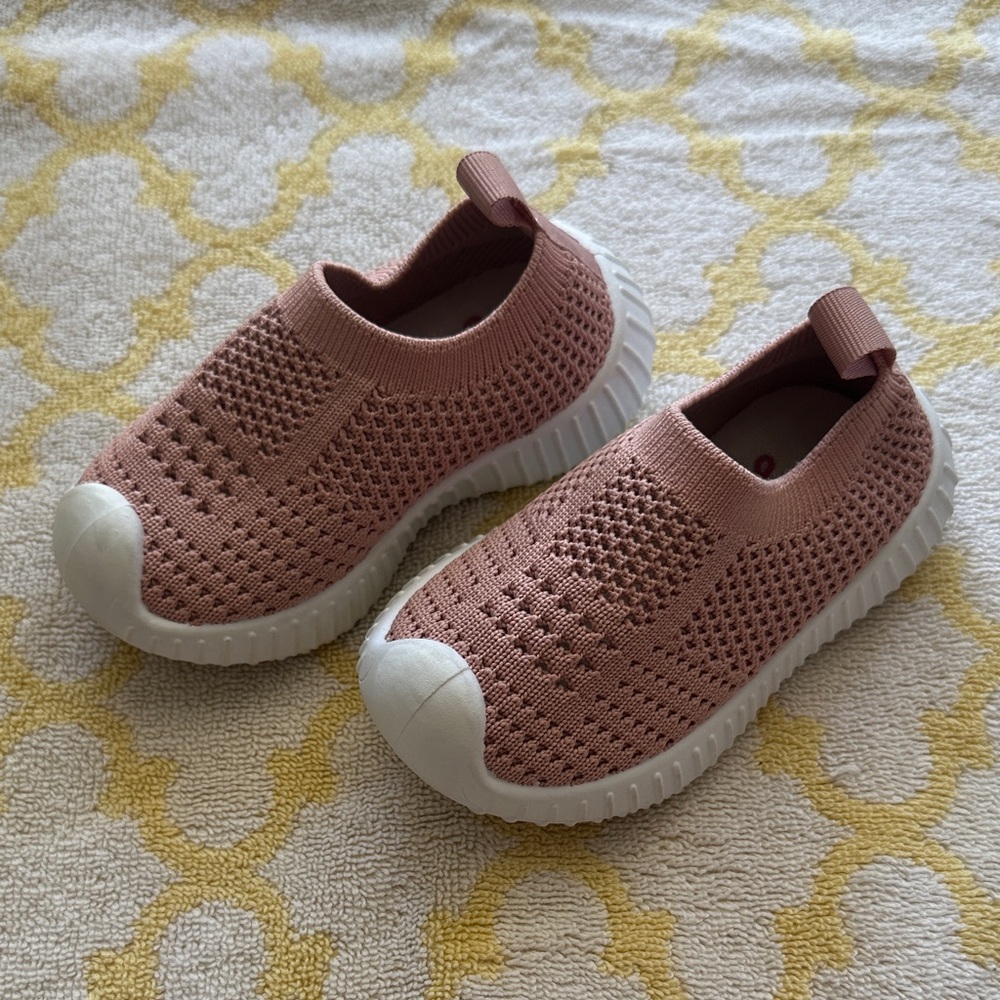 Jellypop Kids Slip-On Sneakers - Pink